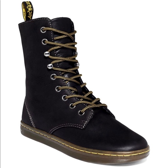 Dr. Martens Shoes - Dr. Martens Tehani leather lace-up boots. 🖤